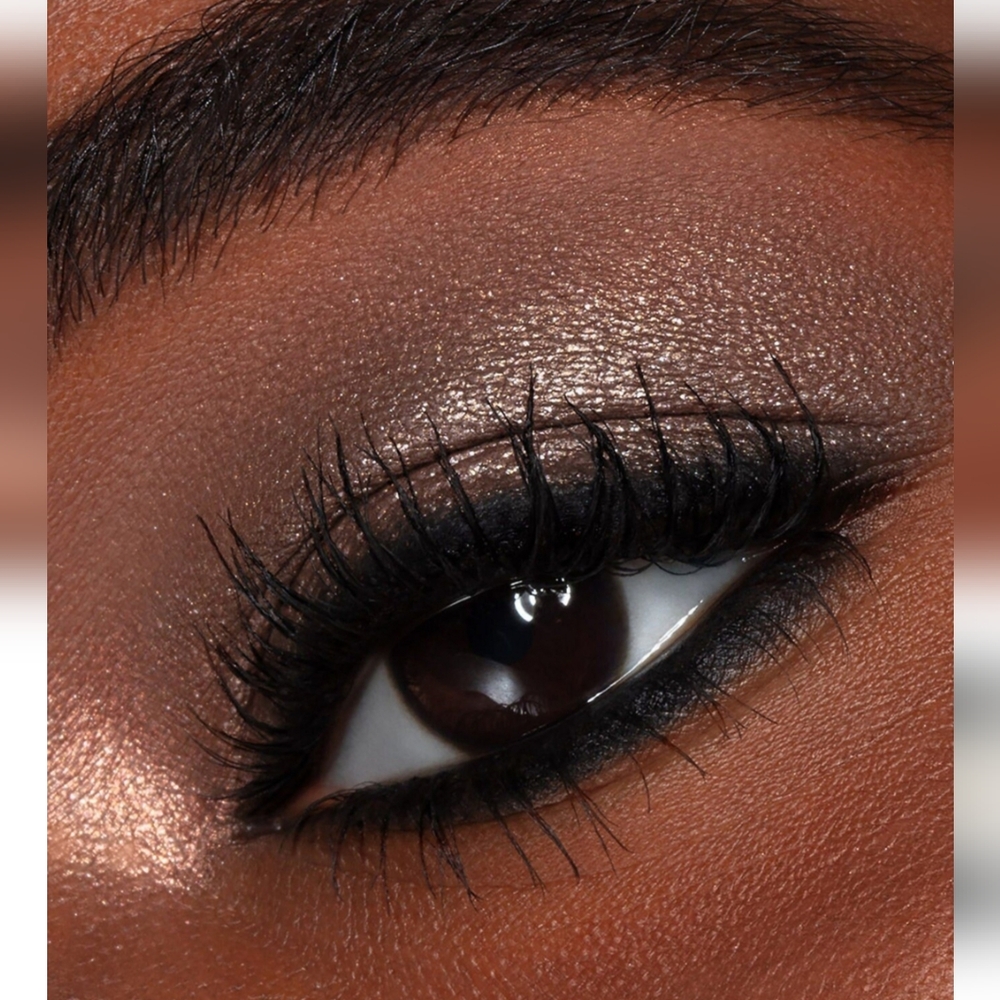 Urban Decay Naked Reloaded Eyeshadow Palette - Warm and Neutral Tones - Picture 7 of 8